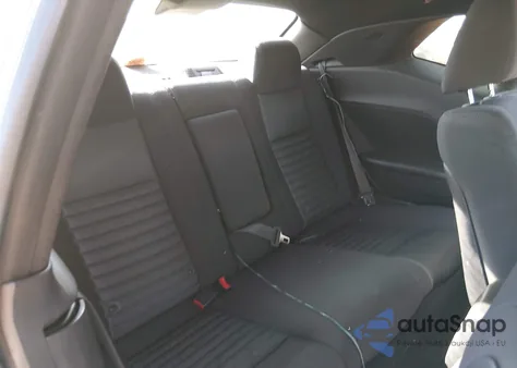 2013 Dodge Challenger Sxt z USA, uszkodzony, nr VIN 2C3CDYAG3DH649129